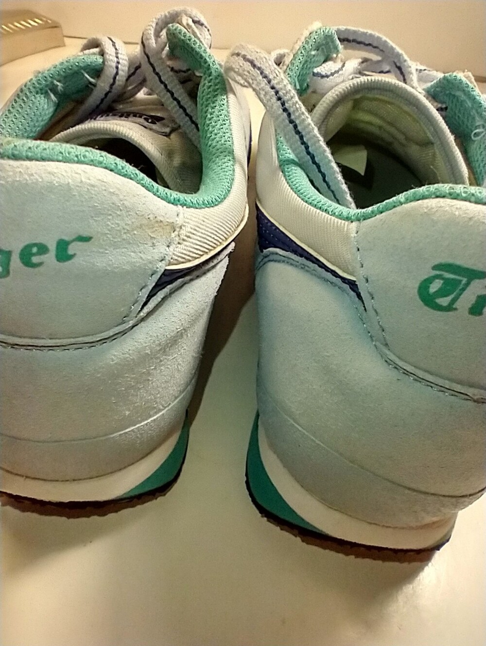 Asics Onitsuka Tiger Ultimate 81 Retro Sneakers Shoes Women's sz 9 (HN567). - Picture 12 of 12